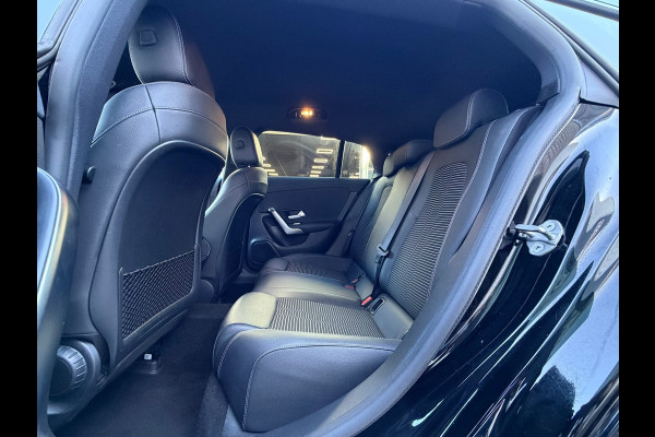 Mercedes-Benz CLA-Klasse Shooting Brake 250 e Premium Plus 218 Pk | Navigatie | Cruise | Clima | 18" lichtmetaal.