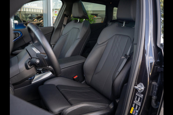 BMW X3 30e xDrive 299pk PHEV | M Sport| Panoramadak | 360 Camera | Aero | Leer | Head up