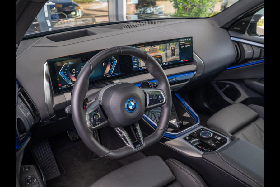 BMW X3 30e xDrive 299pk PHEV | M Sport| Panoramadak | 360 Camera | Aero | Leer | Head up