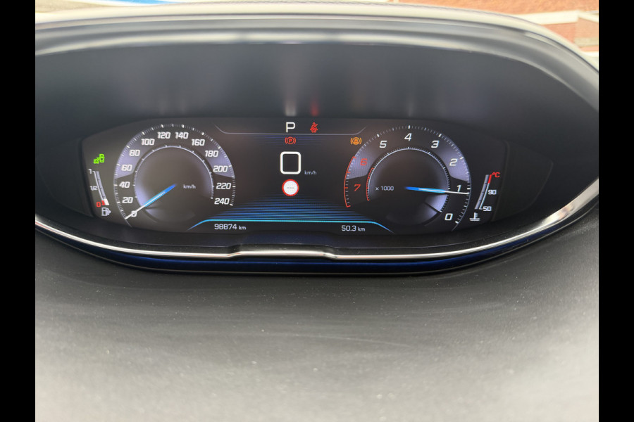 Peugeot 3008 1.2 PureTech 131 PK | Automaat | Crossway | Speciale uitvoering | Navigatiesysteem |