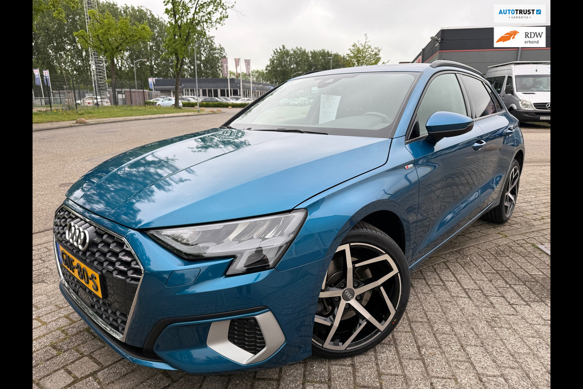 Audi A3 SPORTBACK 2021 30 TFSI HYBRID S edition LED CARPLAY 18-INCH NAP