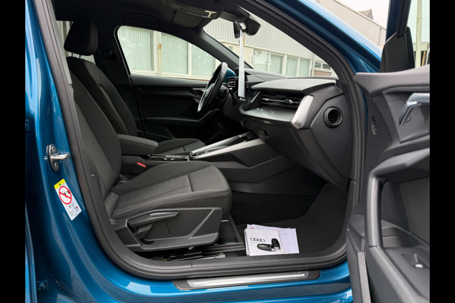 Audi A3 SPORTBACK 2021 30 TFSI HYBRID S edition LED CARPLAY 18-INCH NAP