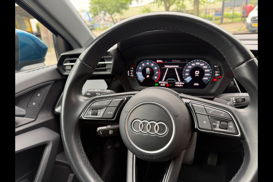Audi A3 SPORTBACK 2021 30 TFSI HYBRID S edition LED CARPLAY 18-INCH NAP