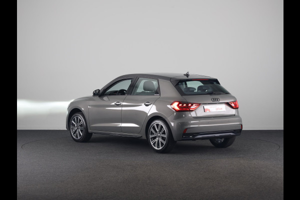 Audi A1 Sportback Advanced edition 25 TFSI 95 pk | LED verlichting voor+ achter | Optiekpakket zwart plus | Sportstoelen voor | Buitenspiegels inklapbaar |