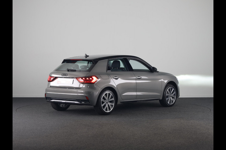 Audi A1 Sportback Advanced edition 25 TFSI 95 pk | LED verlichting voor+ achter | Optiekpakket zwart plus | Sportstoelen voor | Buitenspiegels inklapbaar |