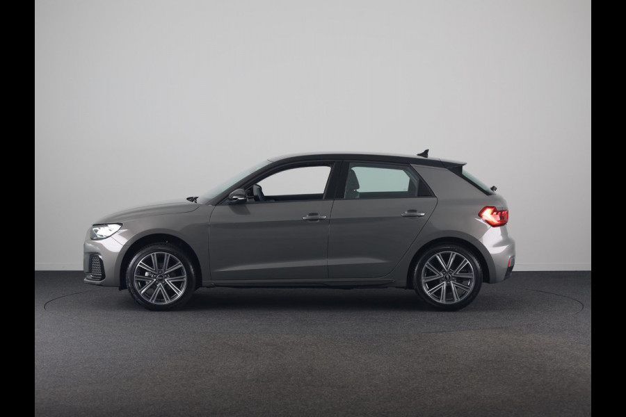 Audi A1 Sportback Advanced edition 25 TFSI 95 pk | LED verlichting voor+ achter | Optiekpakket zwart plus | Sportstoelen voor | Buitenspiegels inklapbaar |