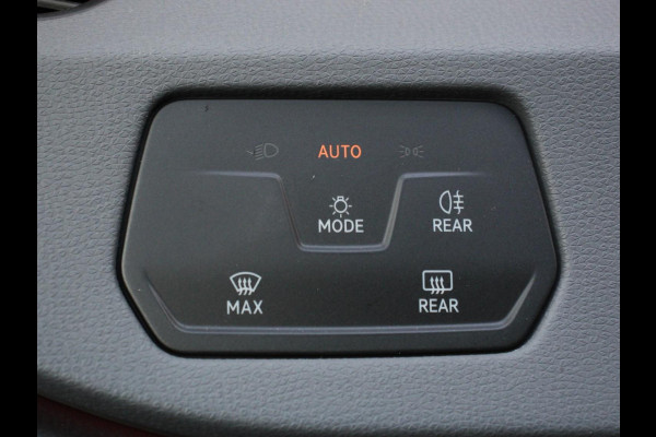 Volkswagen ID.3 Pro 58 kWh Camera Apple Carplay Stoelverwarming Navigatie Android Auto Climate Control Navigatie Cruise control Parkeersensoren voor achter LED