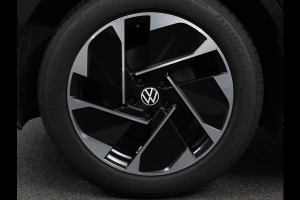 Volkswagen ID.3 Pro 58 kWh Camera Apple Carplay Stoelverwarming Navigatie Android Auto Climate Control Navigatie Cruise control Parkeersensoren voor achter LED