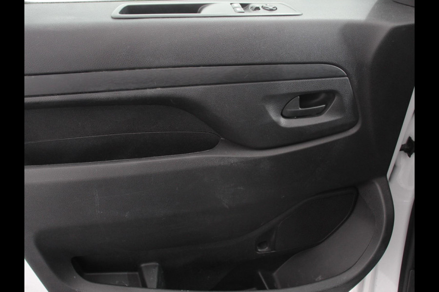 Opel Vivaro 2.0 CDTI Automaat 145 pk L3H1 Dubbele Cabine 6 Persoons Edition Trekhaak Navigatie Apple Carplay Android Auto Airco Bluetooth Betimmering Cruise Control