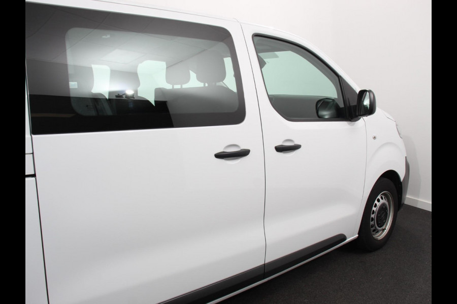 Opel Vivaro 2.0 CDTI Automaat 145 pk L3H1 Dubbele Cabine 6 Persoons Edition Trekhaak Navigatie Apple Carplay Android Auto Airco Bluetooth Betimmering Cruise Control
