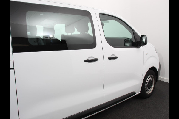 Opel Vivaro 2.0 CDTI Automaat 145 pk L3H1 Dubbele Cabine 6 Persoons Edition Trekhaak Navigatie Apple Carplay Android Auto Airco Bluetooth Betimmering Cruise Control