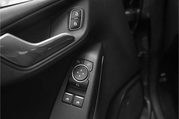 Ford Fiesta 1.0 EcoBoost ST-Line CarPlay Trekhaak 17"