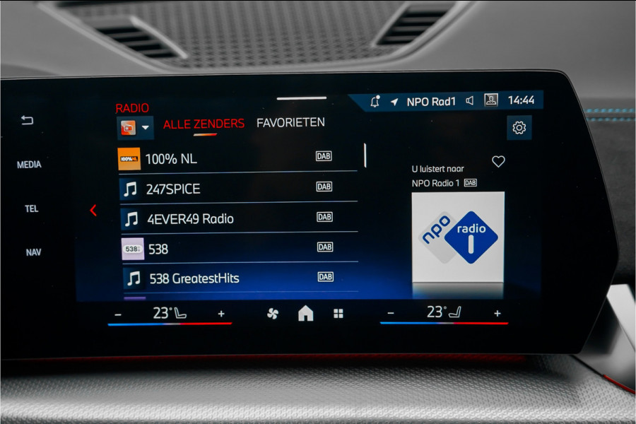 BMW X1 sDrive20i M-Sport Pro Pano Keyless Premium Camera 19"