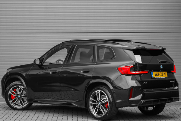 BMW X1 sDrive20i M-Sport Pro Pano Keyless Premium Camera 19"