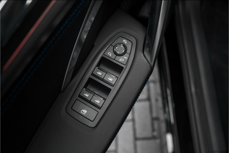 BMW X1 sDrive20i M-Sport Pro Pano Keyless Premium Camera 19"