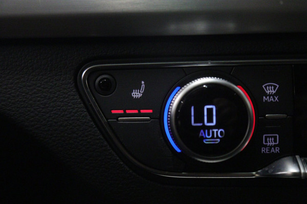 Audi Q5 50 TFSI e S edition Competition PANO/CARPLAY/ACC/KEYLESS/VOL