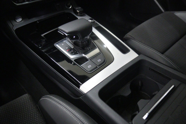 Audi Q5 50 TFSI e S edition Competition PANO/CARPLAY/ACC/KEYLESS/VOL