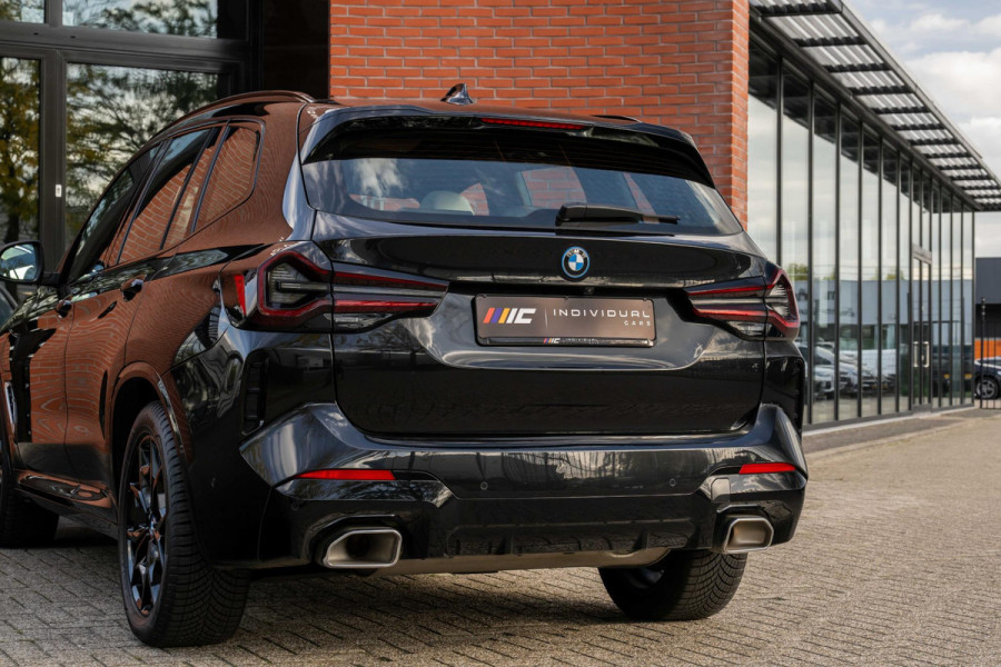 BMW X3 xDrive30e M-Sport ACC Panorama HuD Trekhaak Leder