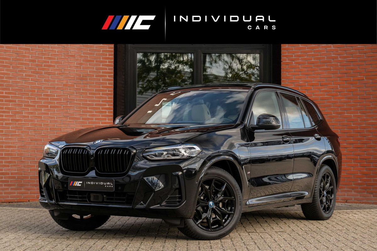 BMW X3 xDrive30e M-Sport ACC Panorama HuD Trekhaak Leder