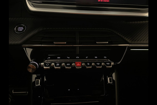 Peugeot 208 1.2 PureTech GT Pack 130PK AUTOMAAT PARELMOER WIT AIRCO CLIMA NAVI CRUISE KEYLESS APPLE CARPLAY PRIVACYGLAS NIEUWSTAAT