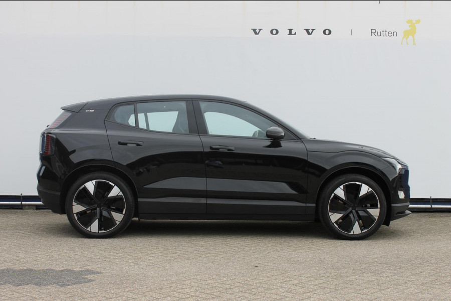 Volvo EX30 Single Motor Extended Range Ultra 69 kWh Semi elektrisch wegklapbare trekhaak / Verwarmbare voorstoelen / Panoramisch glazen dak / Google Infotainment