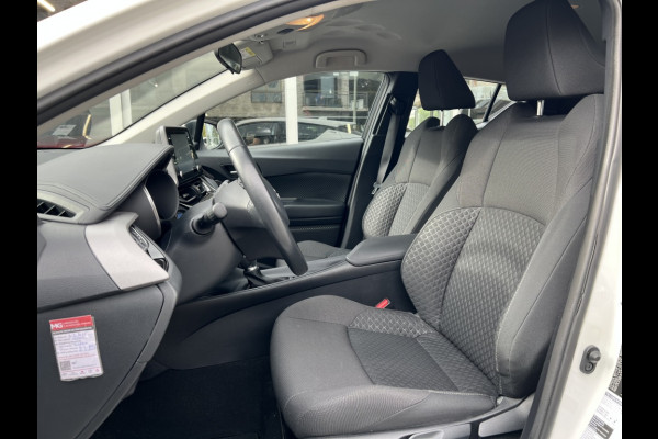 Toyota C-HR 1.8 Hybrid Active | Eerste eigenaar, Apple CarPlay/Android Auto, Parkeercamera, Lichtmetalen velgen, Climate control