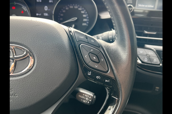 Toyota C-HR 1.8 Hybrid Active | Eerste eigenaar, Apple CarPlay/Android Auto, Parkeercamera, Lichtmetalen velgen, Climate control