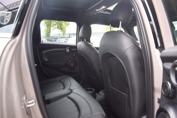 MINI 5-deurs 2.0 Cooper S MINI Yours | Pano | Leer | H/K | HUD | Stuur-en Stoelverwarming