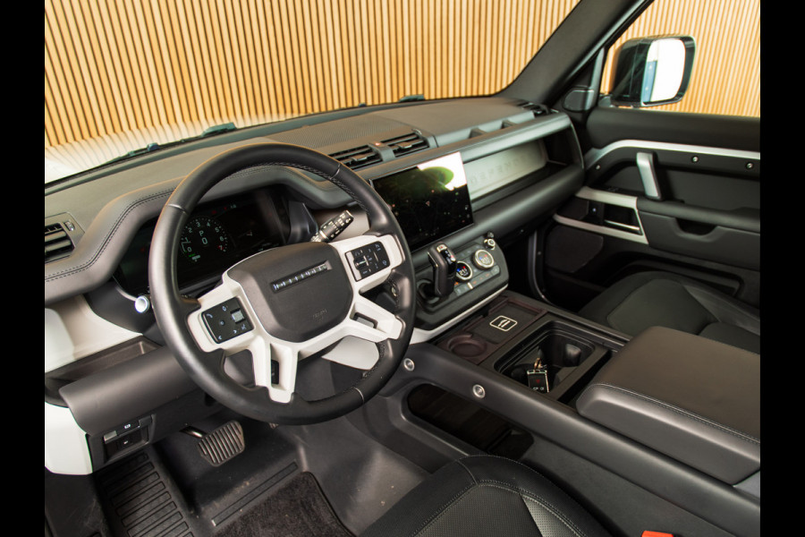 Land Rover Defender 110 2.0 P400e 110 X-Dynamic HSE 22" | MERIDIAN | PANO | TREKHAAK