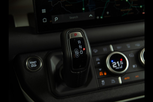 Land Rover Defender 110 2.0 P400e 110 X-Dynamic HSE 22" | MERIDIAN | PANO | TREKHAAK