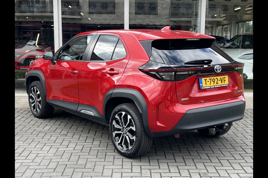 Toyota Yaris Cross 1.5 Hybrid Dynamic | Trekhaak, Parkeersensoren voor, Keyless, 17 inch, LED, Apple CarPlay/Android Auto