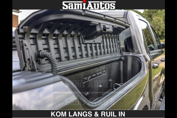 Dodge Ram MARGE + INCL BPM | LIMITED RED LINE 5.7 V8 HEMI | VIRTUAL | HUD | BOM EN BOM VOL | LUCHTVERING | 4X4 | CREWCAB DC | 5 PERSOONS BEDRIJFSAUTO | DUBBELE CABINE | LET OP: MARGE BTW VRIJ EN BPM IS BETAALD !