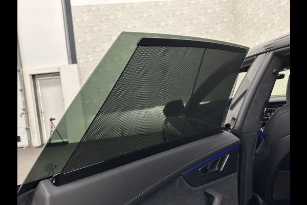 Audi Q8 60e Competition 490pk | 4WS | Massage | Carbon | Ventilatie | Valcona Leder+ Pakket | B&O Sound | 23'' | Alcantara hemel | Head-Up | Soft-Close | Panorama | 2x Memory | Trekhaak | Keyless-Entry | Luchtvering | Nieuw | Fabrieksgarantie.