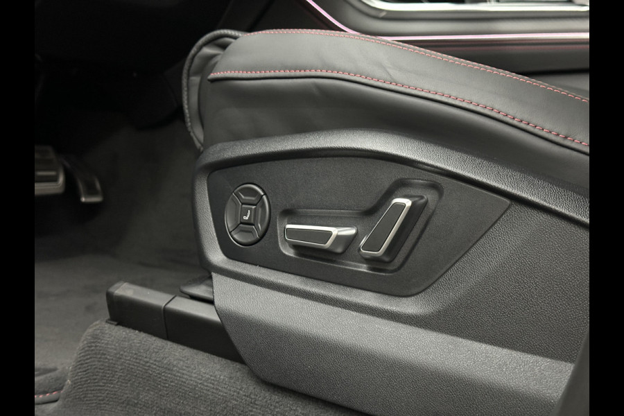 Audi Q8 60e Competition 490pk | 4WS | Massage | Carbon | Ventilatie | Valcona Leder+ Pakket | B&O Sound | 23'' | Alcantara hemel | Head-Up | Soft-Close | Panorama | 2x Memory | Trekhaak | Keyless-Entry | Luchtvering | Nieuw | Fabrieksgarantie.