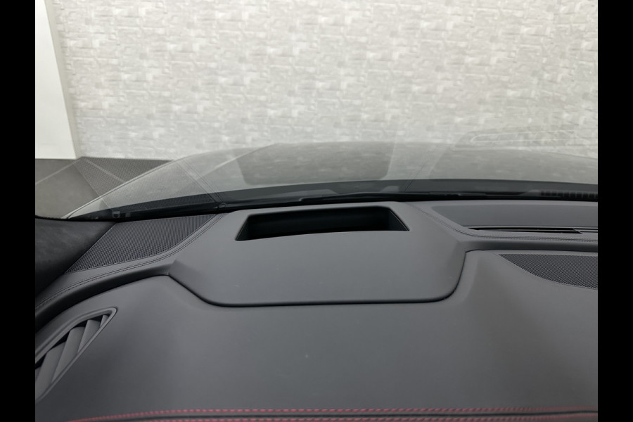 Audi Q8 60e Competition 490pk | 4WS | Massage | Carbon | Ventilatie | Valcona Leder+ Pakket | B&O Sound | 23'' | Alcantara hemel | Head-Up | Soft-Close | Panorama | 2x Memory | Trekhaak | Keyless-Entry | Luchtvering | Nieuw | Fabrieksgarantie.