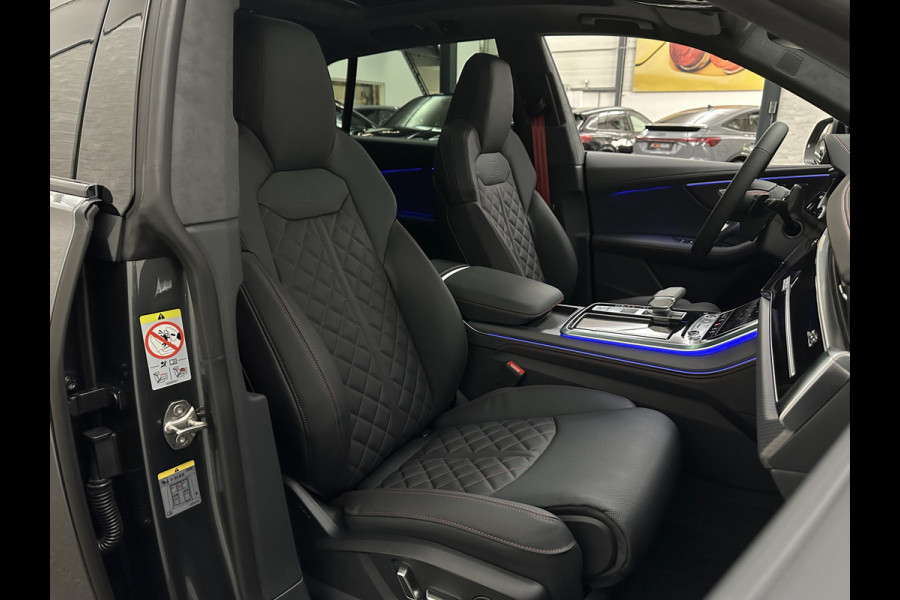 Audi Q8 60e Competition 490pk | 4WS | Massage | Carbon | Ventilatie | Valcona Leder+ Pakket | B&O Sound | 23'' | Alcantara hemel | Head-Up | Soft-Close | Panorama | 2x Memory | Trekhaak | Keyless-Entry | Luchtvering | Nieuw | Fabrieksgarantie.