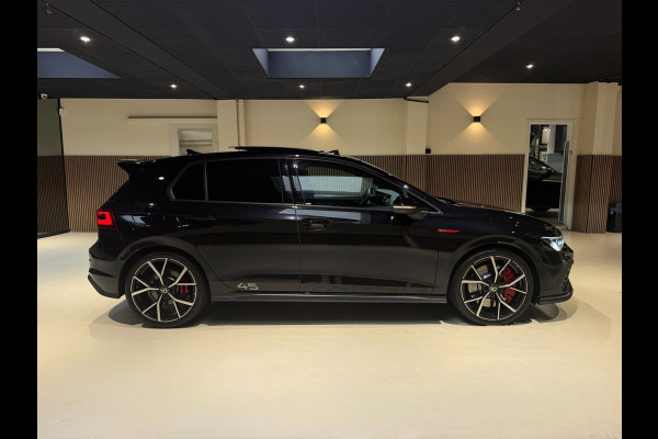 Volkswagen Golf 2.0 TSI GTI| 45 JAHRE CLUBSPORT|Nürburgring|Pano|Matrix|Keyless|Blindspot