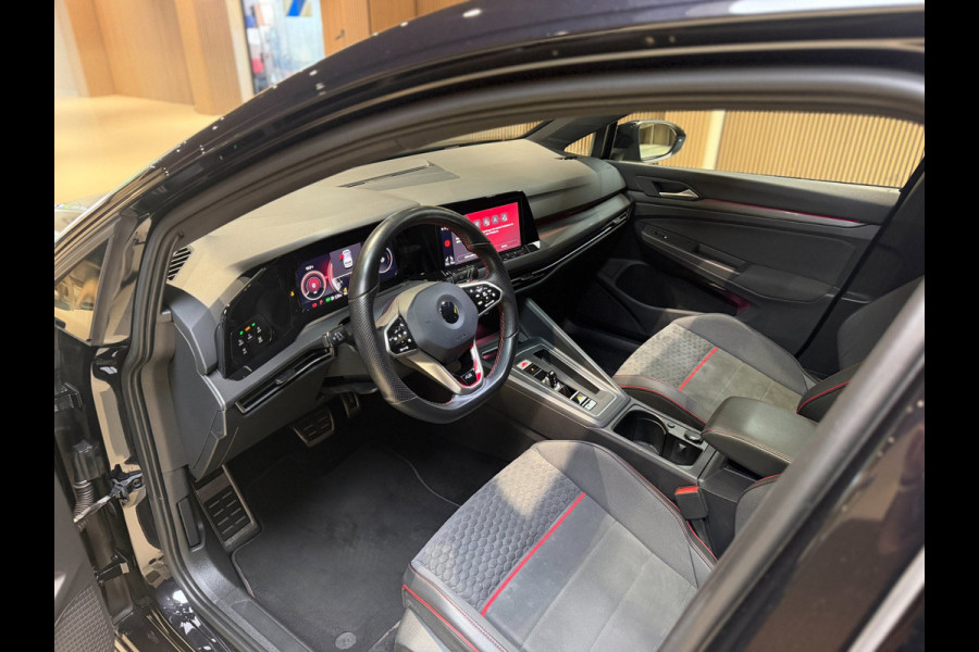 Volkswagen Golf 2.0 TSI GTI| 45 JAHRE CLUBSPORT|Nürburgring|Pano|Matrix|Keyless|Blindspot
