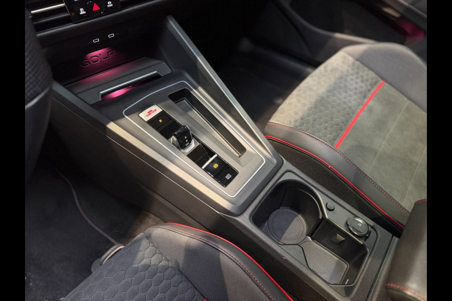 Volkswagen Golf 2.0 TSI GTI| 45 JAHRE CLUBSPORT|Nürburgring|Pano|Matrix|Keyless|Blindspot