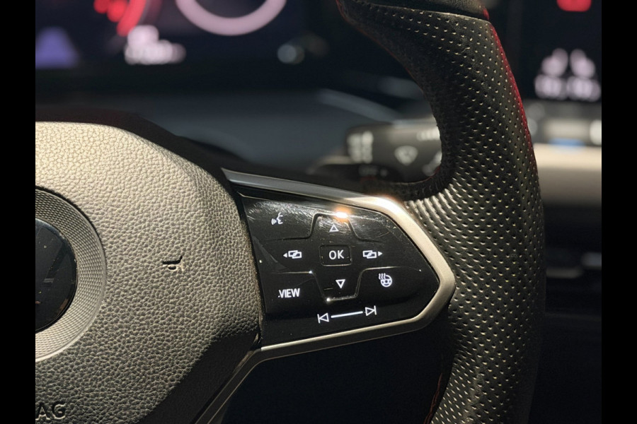 Volkswagen Golf 2.0 TSI GTI| 45 JAHRE CLUBSPORT|Nürburgring|Pano|Matrix|Keyless|Blindspot