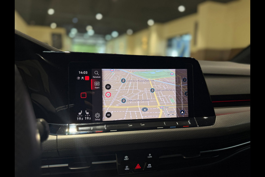 Volkswagen Golf 2.0 TSI GTI| 45 JAHRE CLUBSPORT|Nürburgring|Pano|Matrix|Keyless|Blindspot