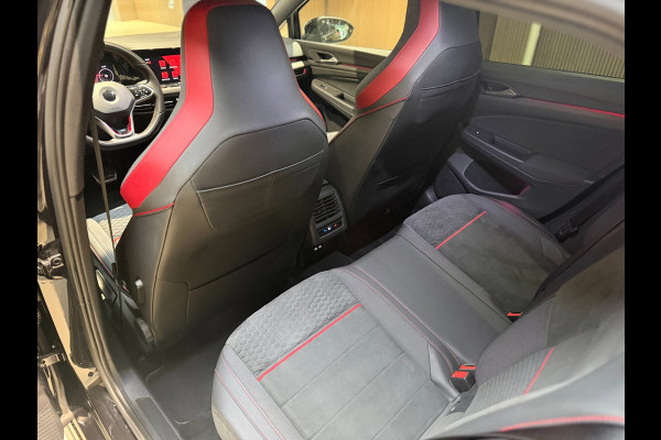 Volkswagen Golf 2.0 TSI GTI| 45 JAHRE CLUBSPORT|Nürburgring|Pano|Matrix|Keyless|Blindspot