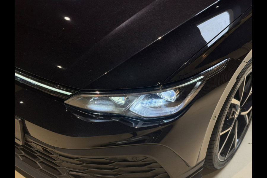 Volkswagen Golf 2.0 TSI GTI| 45 JAHRE CLUBSPORT|Nürburgring|Pano|Matrix|Keyless|Blindspot