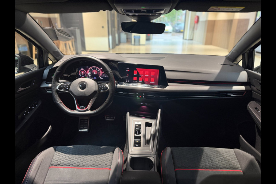 Volkswagen Golf 2.0 TSI GTI| 45 JAHRE CLUBSPORT|Nürburgring|Pano|Matrix|Keyless|Blindspot