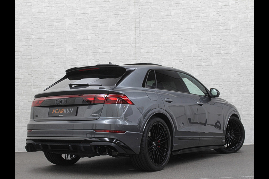 Audi Q8 60e Competition 490pk | 4WS | Massage | Carbon | Ventilatie | Valcona Leder+ Pakket | B&O Sound | 23'' | Alcantara hemel | Head-Up | Soft-Close | Panorama | 2x Memory | Trekhaak | Keyless-Entry | Luchtvering | Nieuw | Fabrieksgarantie.