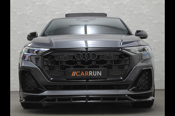 Audi Q8 60e Competition 490pk | 4WS | Massage | Carbon | Ventilatie | Valcona Leder+ Pakket | B&O Sound | 23'' | Alcantara hemel | Head-Up | Soft-Close | Panorama | 2x Memory | Trekhaak | Keyless-Entry | Luchtvering | Nieuw | Fabrieksgarantie.