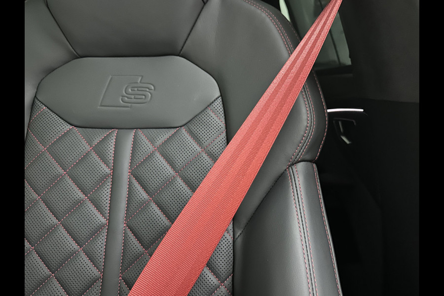 Audi Q8 60e Competition 490pk | 4WS | Massage | Carbon | Ventilatie | Valcona Leder+ Pakket | B&O Sound | 23'' | Alcantara hemel | Head-Up | Soft-Close | Panorama | 2x Memory | Trekhaak | Keyless-Entry | Luchtvering | Nieuw | Fabrieksgarantie.