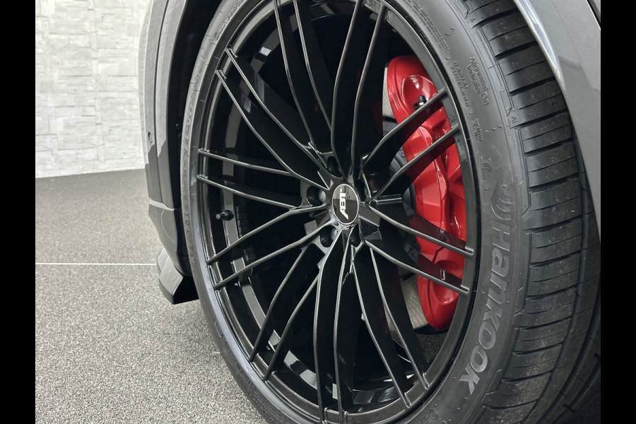 Audi Q8 60e Competition 490pk | 4WS | Massage | Carbon | Ventilatie | Valcona Leder+ Pakket | B&O Sound | 23'' | Alcantara hemel | Head-Up | Soft-Close | Panorama | 2x Memory | Trekhaak | Keyless-Entry | Luchtvering | Nieuw | Fabrieksgarantie.