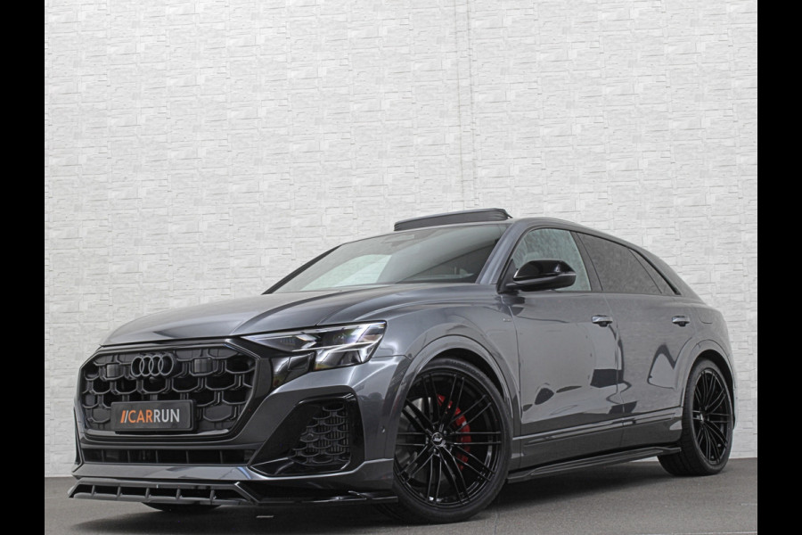 Audi Q8 60e Competition 490pk | 4WS | Massage | Carbon | Ventilatie | Valcona Leder+ Pakket | B&O Sound | 23'' | Alcantara hemel | Head-Up | Soft-Close | Panorama | 2x Memory | Trekhaak | Keyless-Entry | Luchtvering | Nieuw | Fabrieksgarantie.