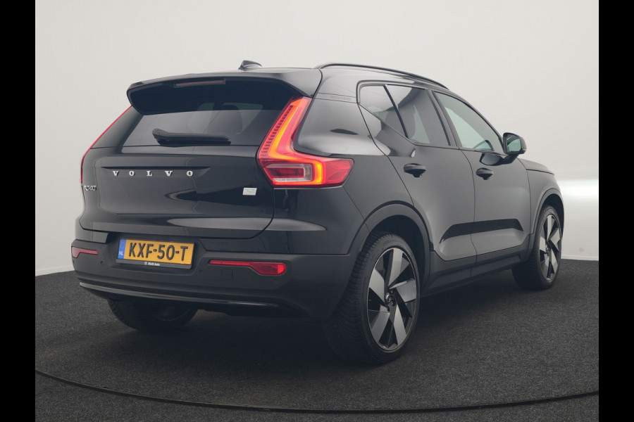 Volvo XC40 Recharge P8 AWD Twin Ultimate 408pk Dealer O.H | Trekhaak Af Fabriek | Adaptive Cruise | Camera | Warmtepomp | Alcantara Sportstoelen Verwarmd | Keyless | Apple Carplay | Pilot Assist | BLIS | Navigatie | Virtual | DAB | 20"L.M |